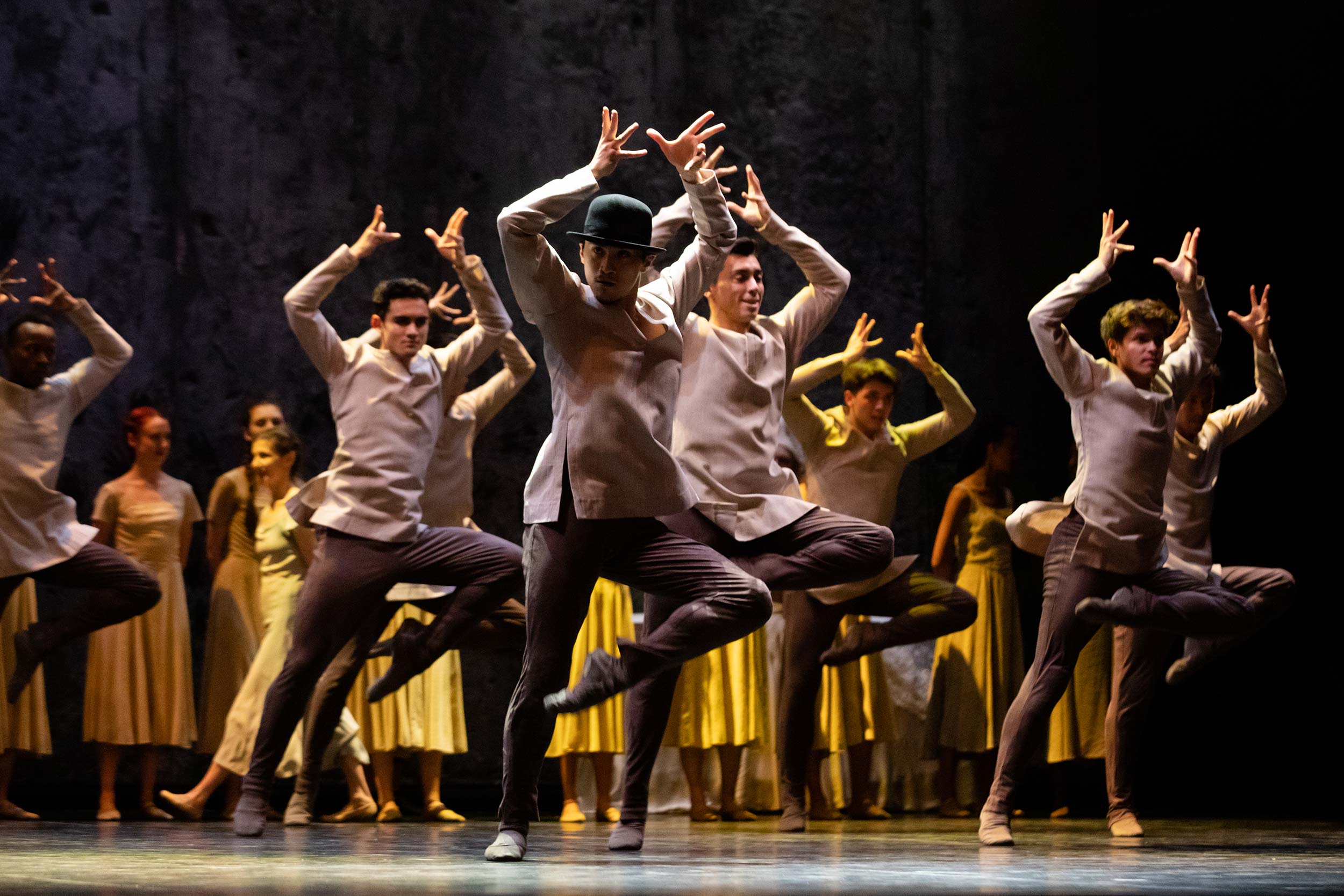 English-National-Ballet-in-Akram-Khan's-Giselle-011-(photo-by-Kyle-Flubacker)