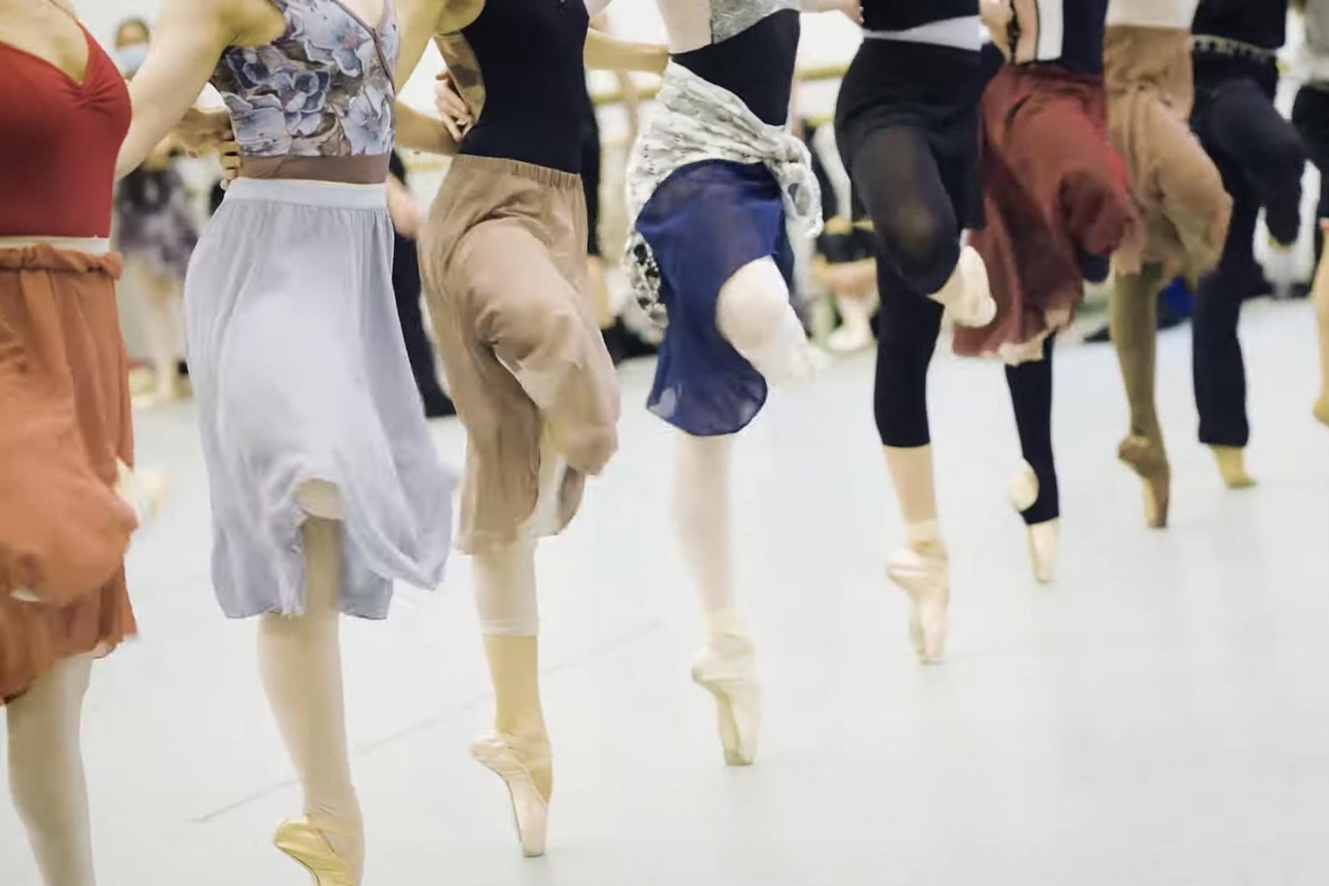 Raymonda: Rehearsal Teaser | English National Ballet