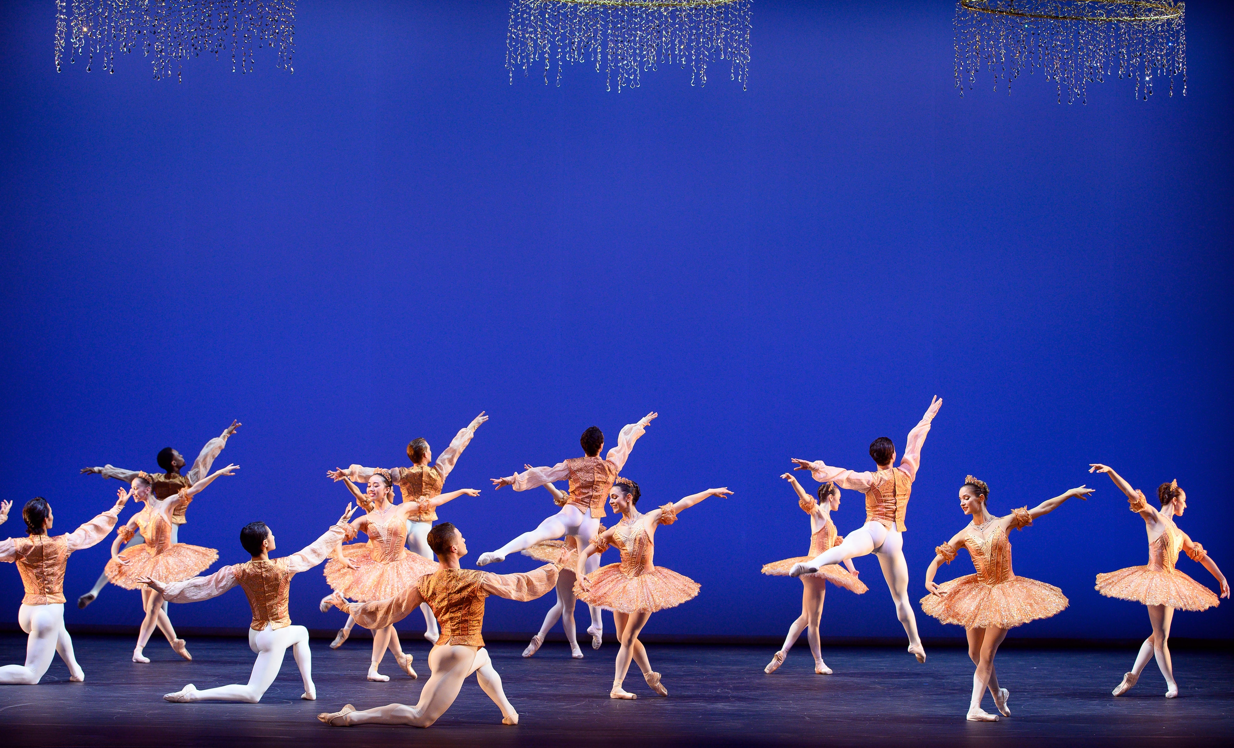 English National Ballet in George Balanchine's Theme and Variations © Laurent Liotardo
